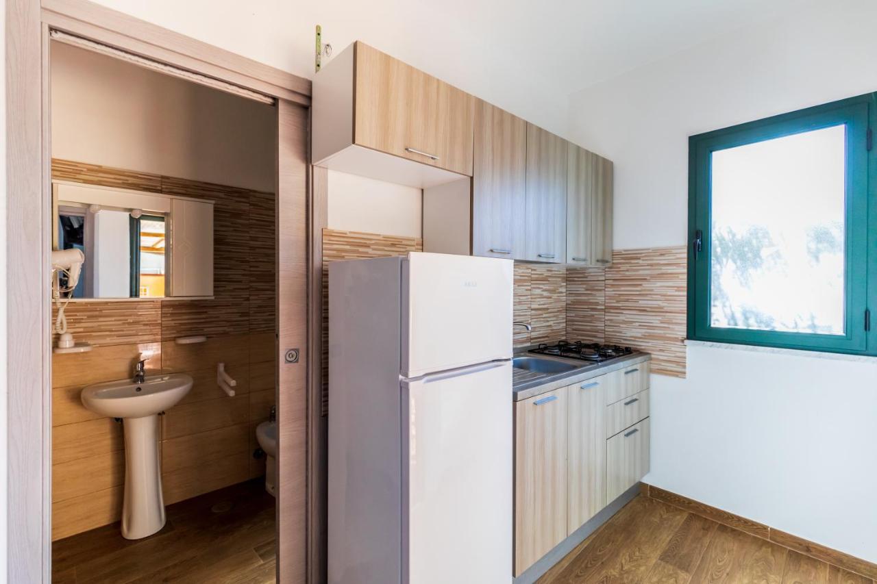 מרינה די קמרוטה Villaggio Residence Pietra Grigia מראה חיצוני תמונה