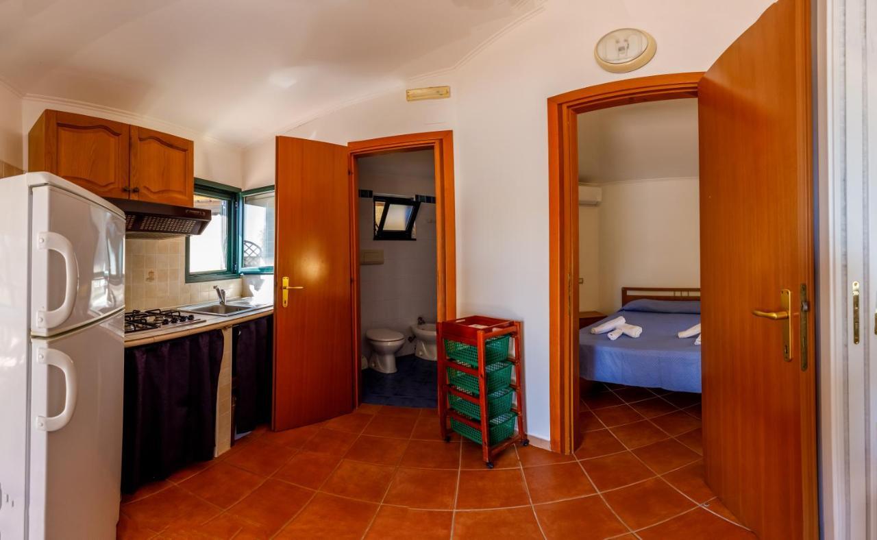 מרינה די קמרוטה Villaggio Residence Pietra Grigia מראה חיצוני תמונה