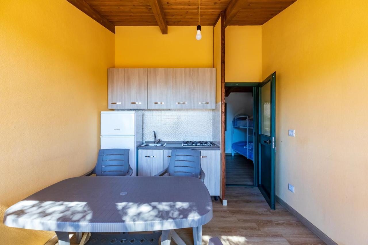 מרינה די קמרוטה Villaggio Residence Pietra Grigia מראה חיצוני תמונה
